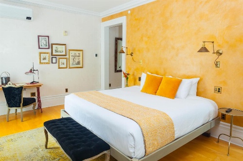 Argos Inn - Ithaca's Boutique Hotel image 3